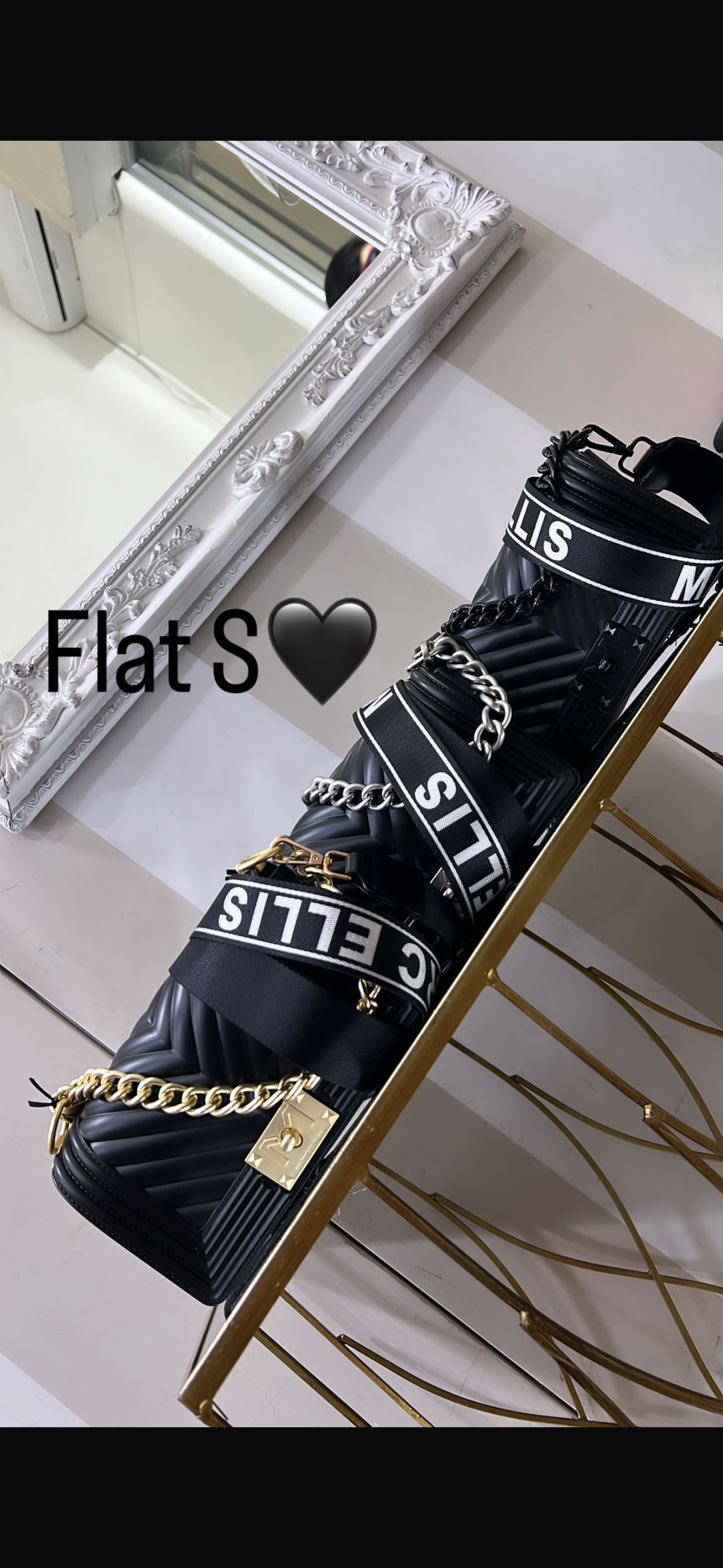 Flat Marc ellis