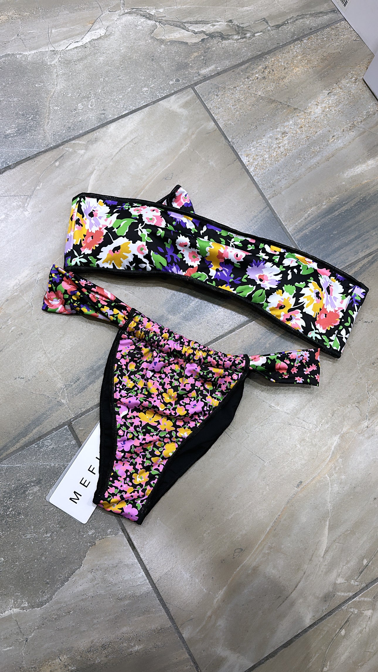 BIKINI MEFUI