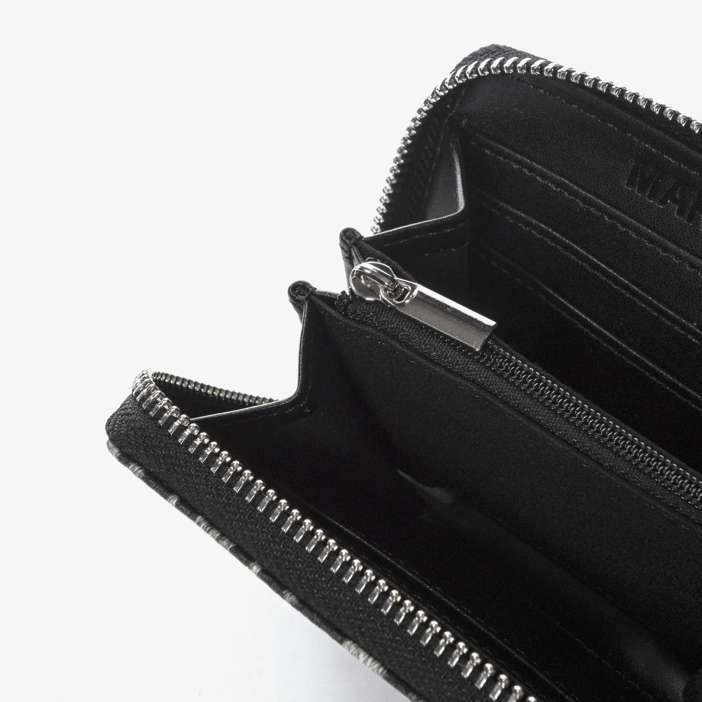 Portafoglio cloe leo marc ellis