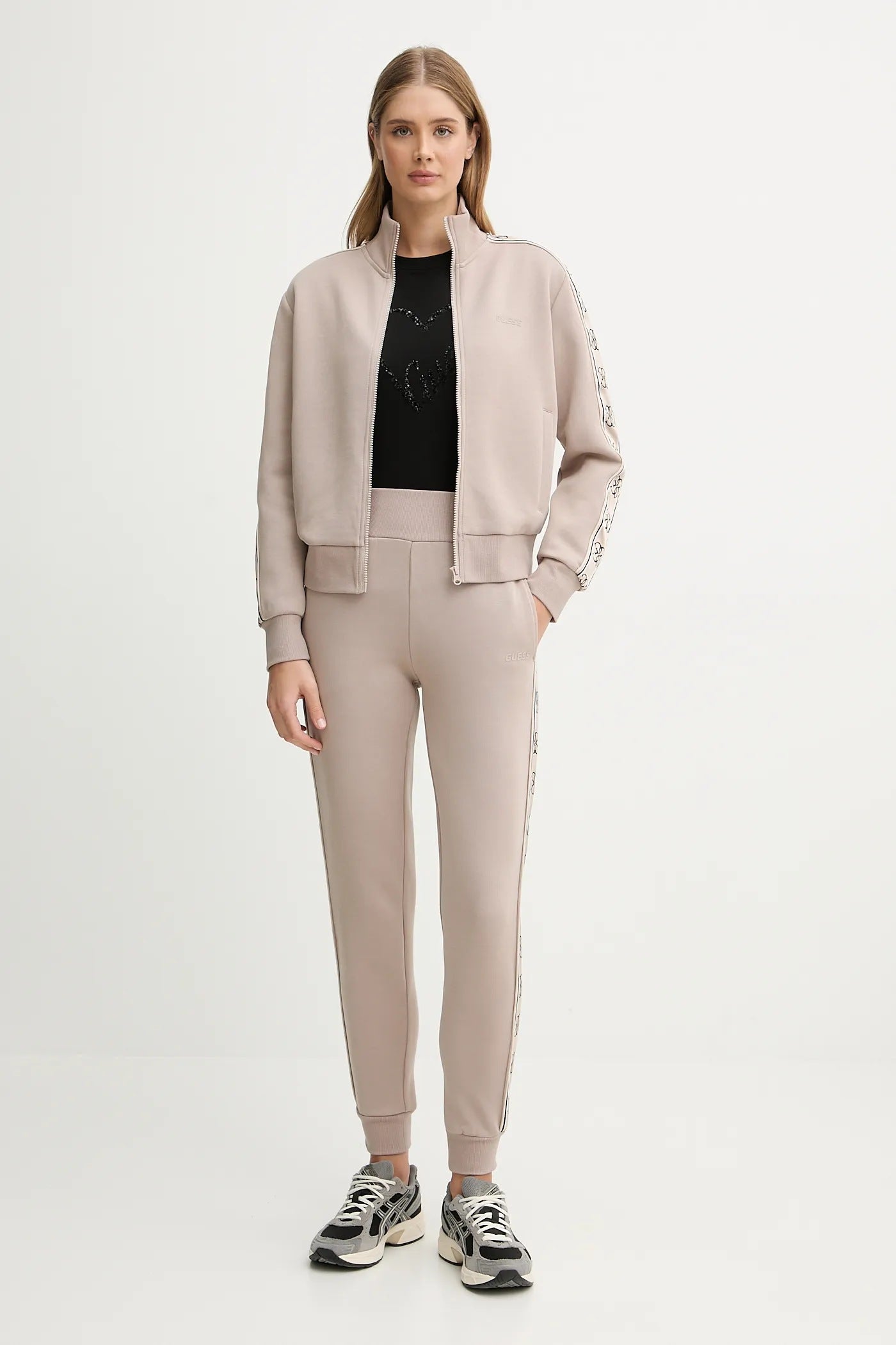 Tuta donna guess 2026