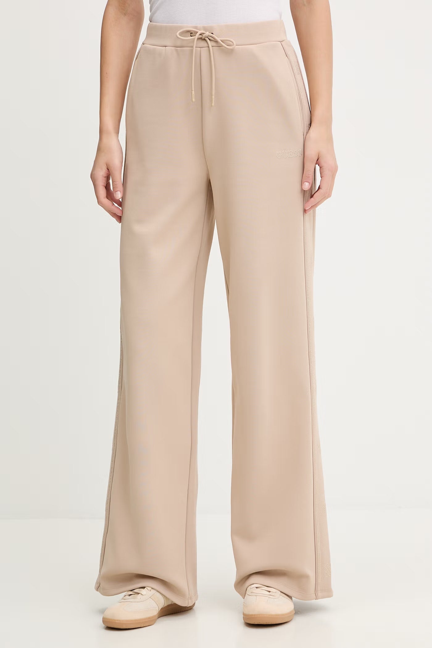 Tuta donna guess 2026