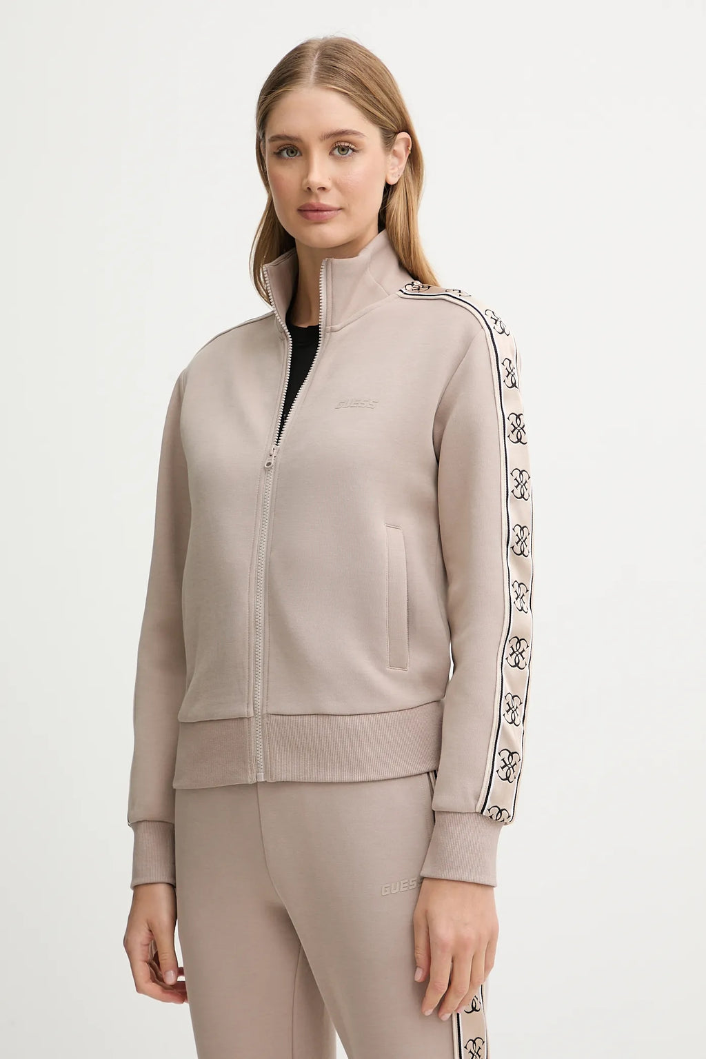 Tuta donna guess 2026