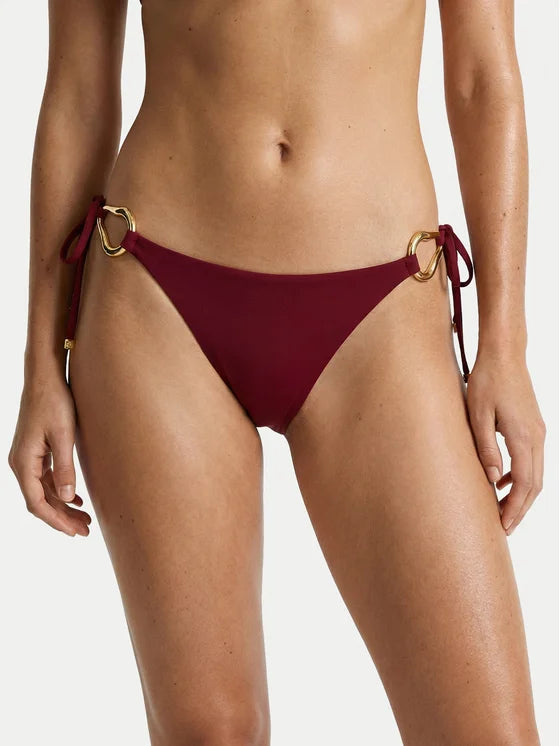 Costume due pezzi guess 2026
