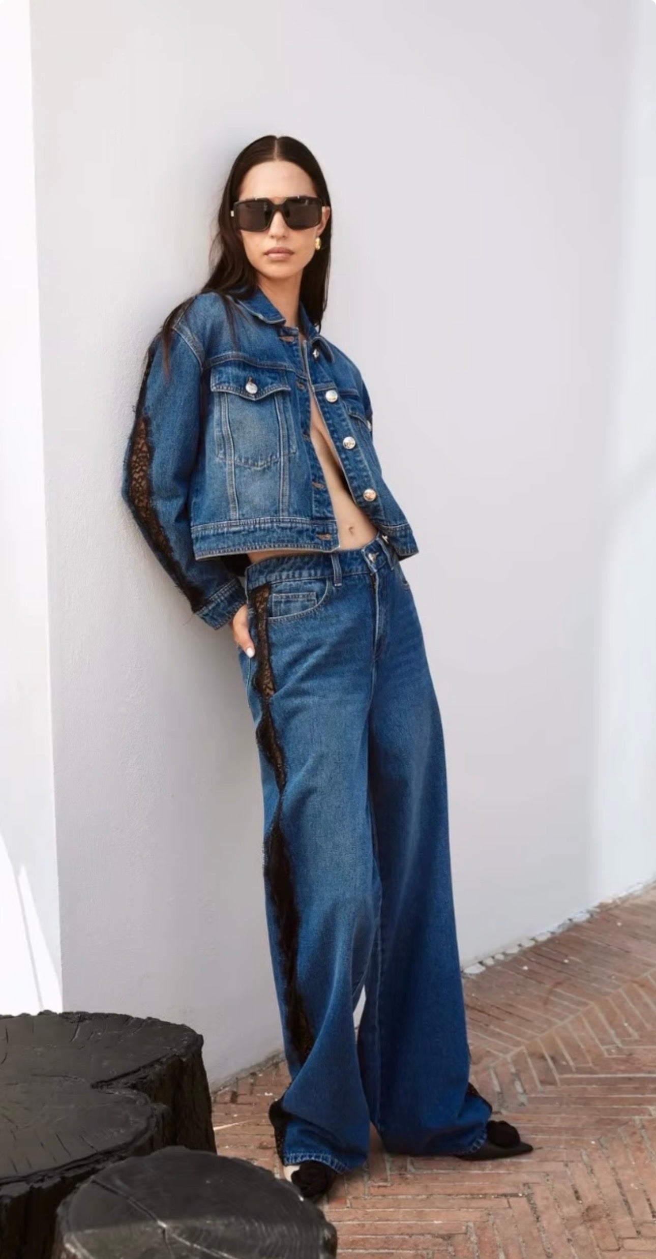 Jeans trash and luxury