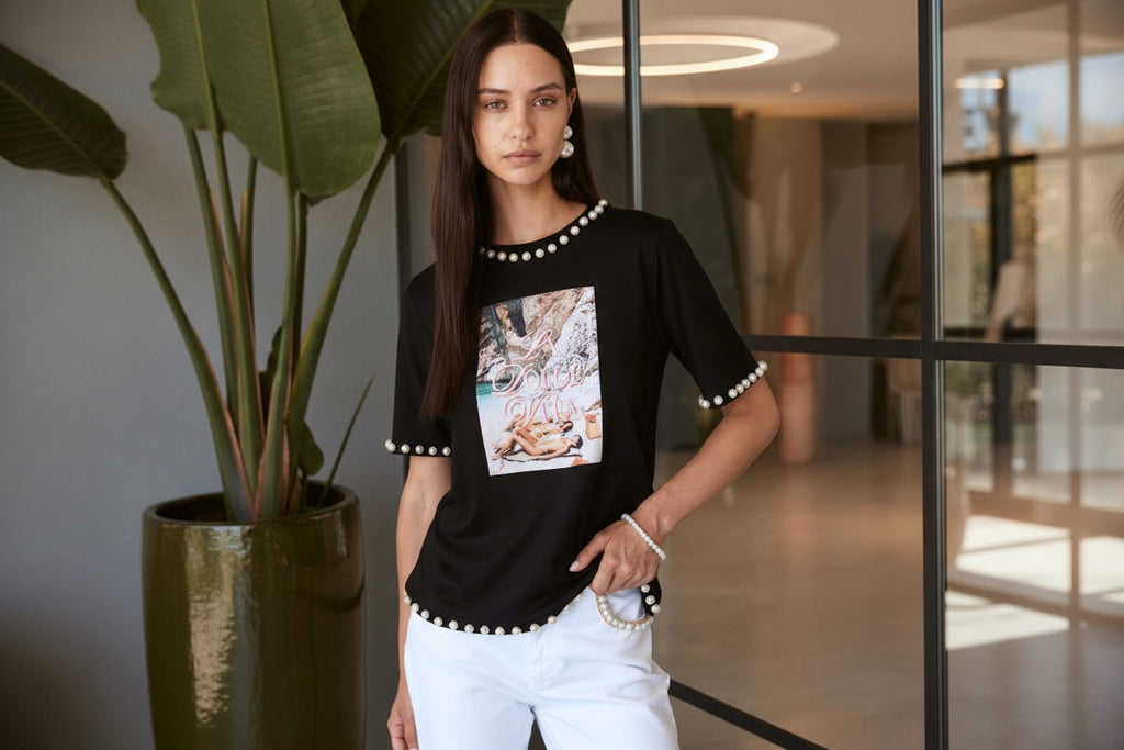 T-shirt trash and luxury 2026