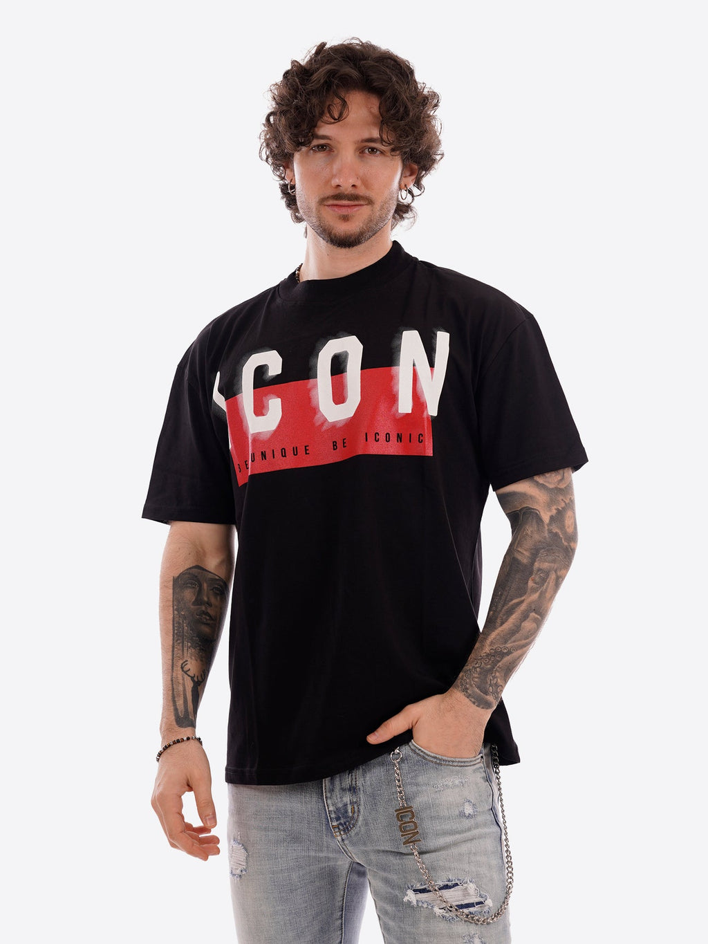 T-shirt icon uomo 2026