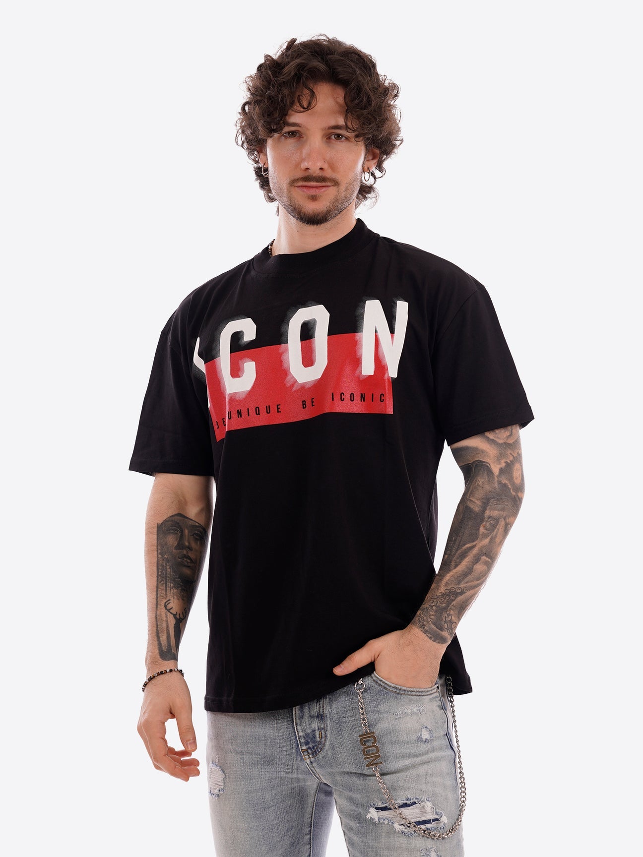 T-shirt icon uomo 2026