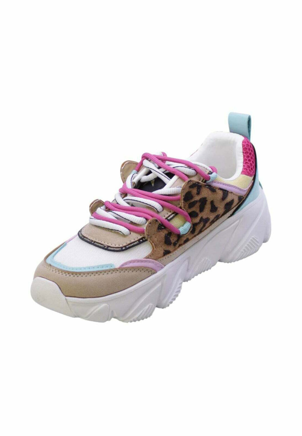 Sneakers shop art 2026
