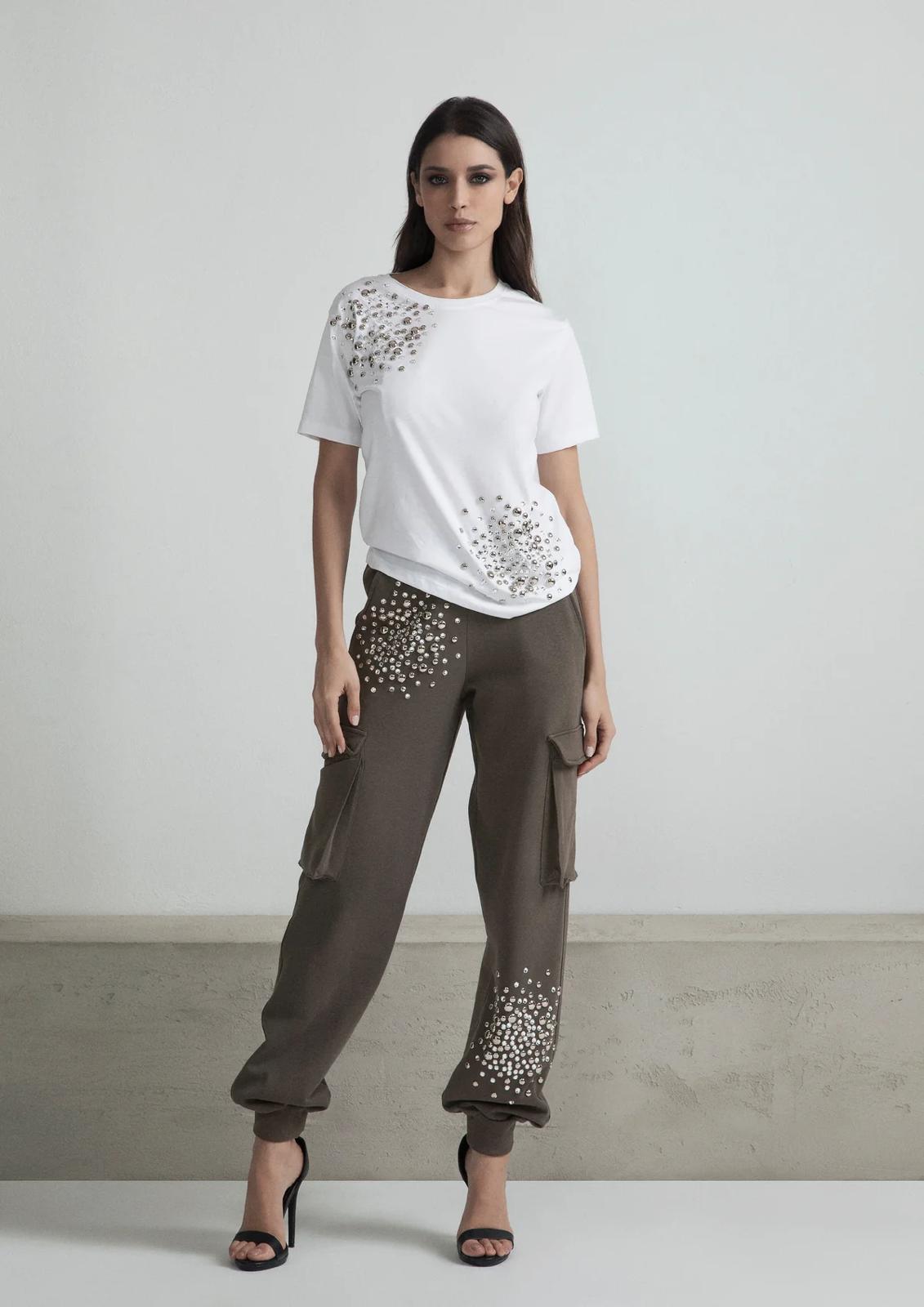 T‐SHIRT CON APPLICAZIONE BIG BANG STRASS E BORCHIE ODI ET AMO