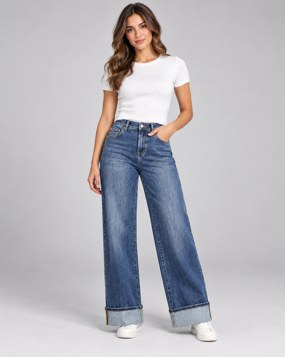 Jeans Gabriella Gucci blu a gamba dritta indossato da modella