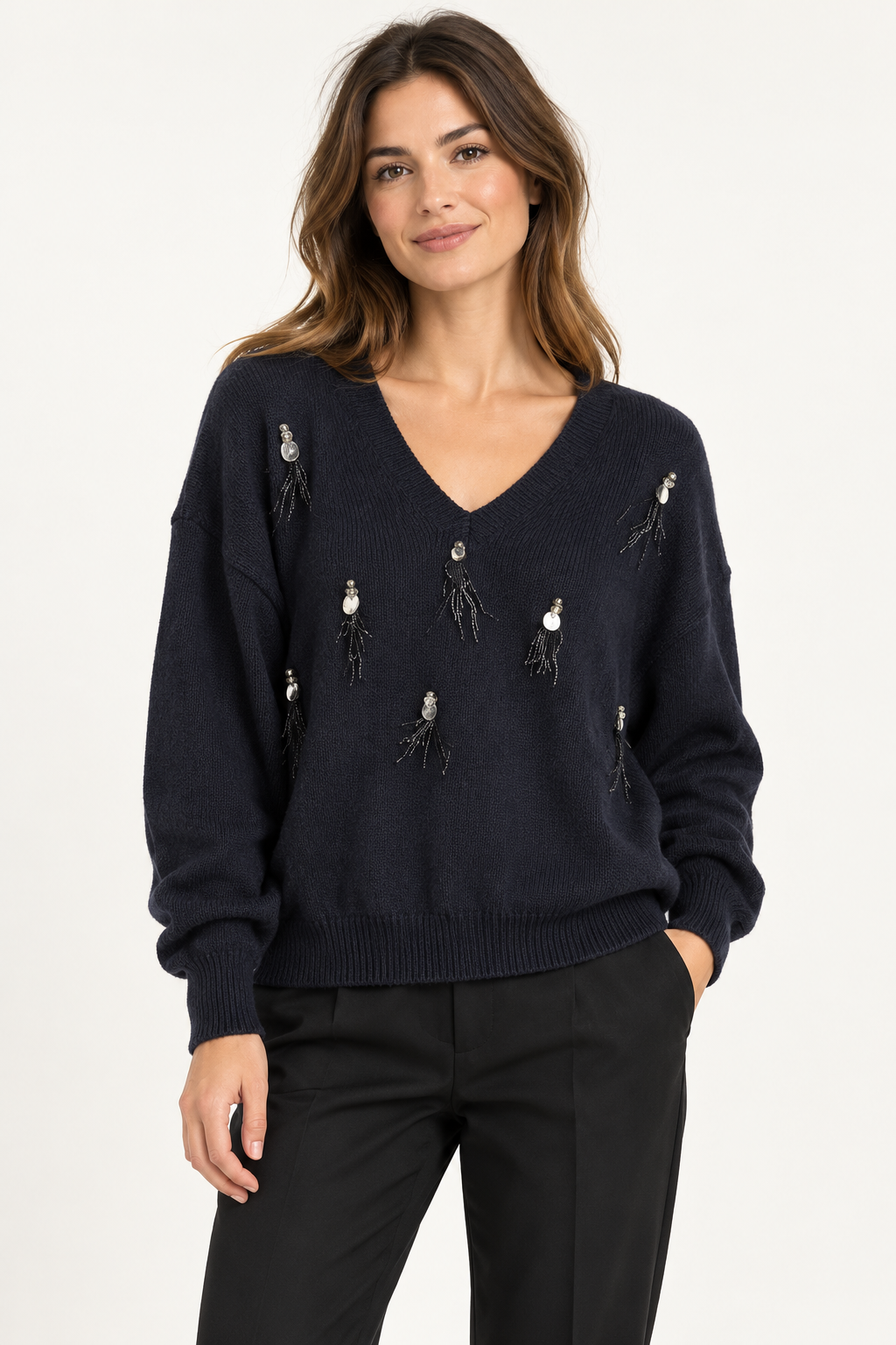 Maglia Carola Maria blu navy con applicazioni luminose indossata