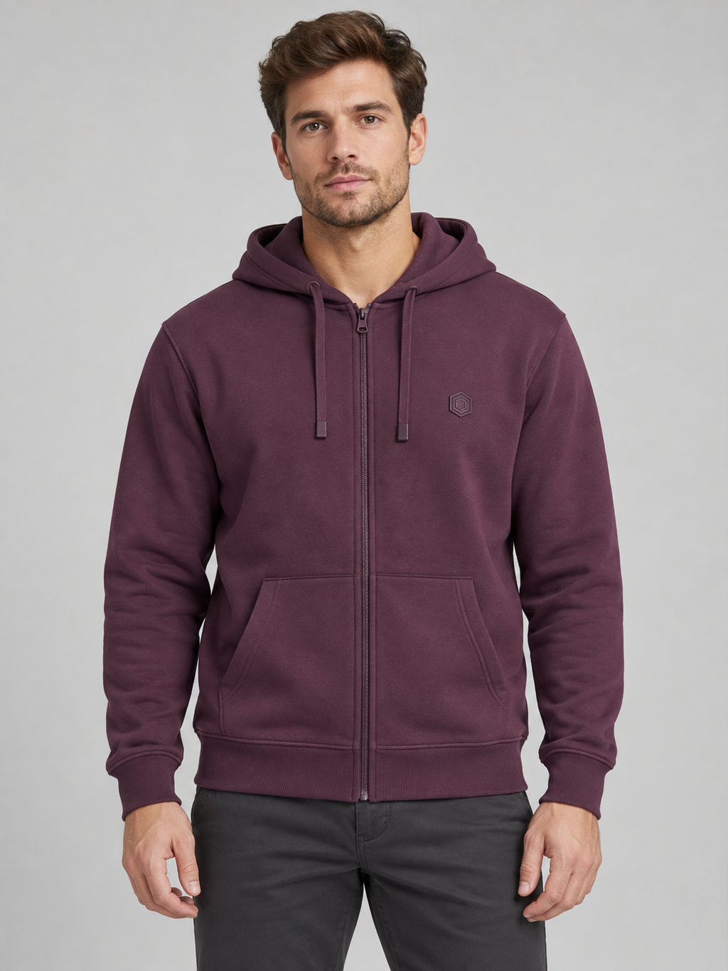 Felpa uomo Superior Vintage con cappuccio e zip Prugna indossata